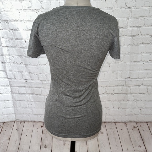 Nike Dri-Fit Light Gray Top - Picture 3 of 4